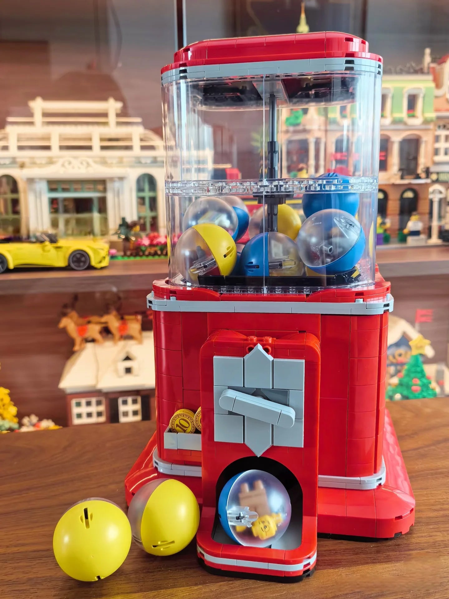 Distributeur Gashapon Rétro - Machine à Capsules Vintage